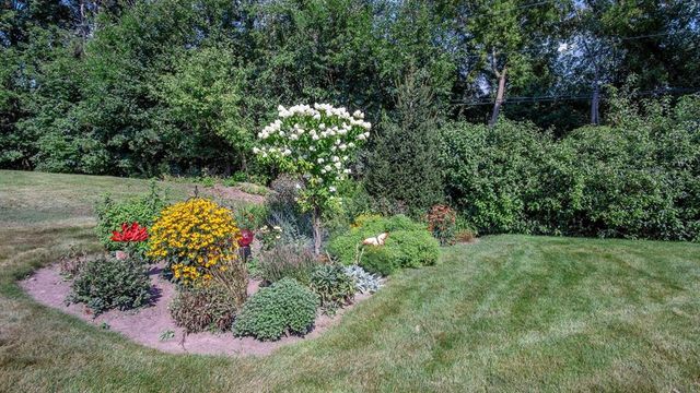 2229 Orchard Place, Eau Claire, WI 54703