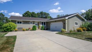 2229 Orchard Place, Eau Claire, WI 54703