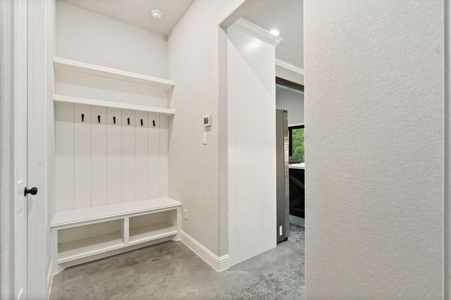 19178 Grandview Point, Montgomery, TX 77356