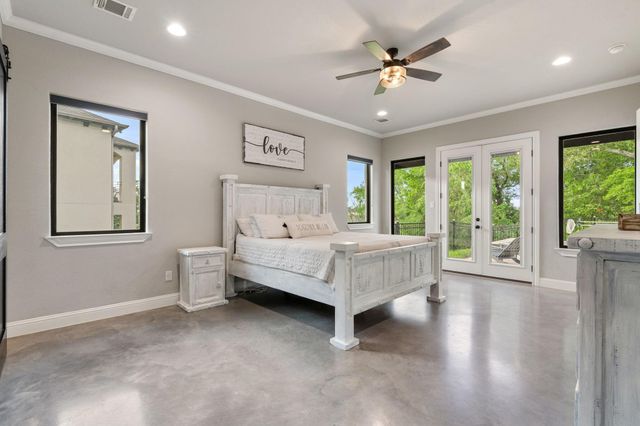 19178 Grandview Point, Montgomery, TX 77356