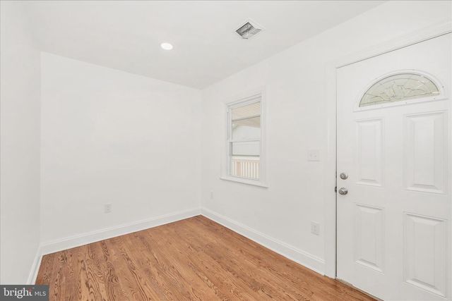 1925 QUEENSWAY, Baltimore, MD 21222