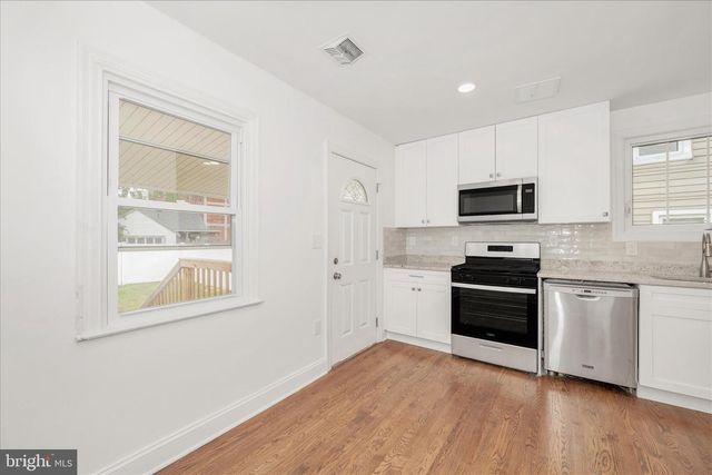 1925 QUEENSWAY, Baltimore, MD 21222