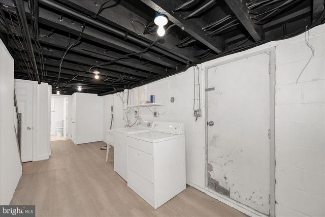 1925 QUEENSWAY, Baltimore, MD 21222