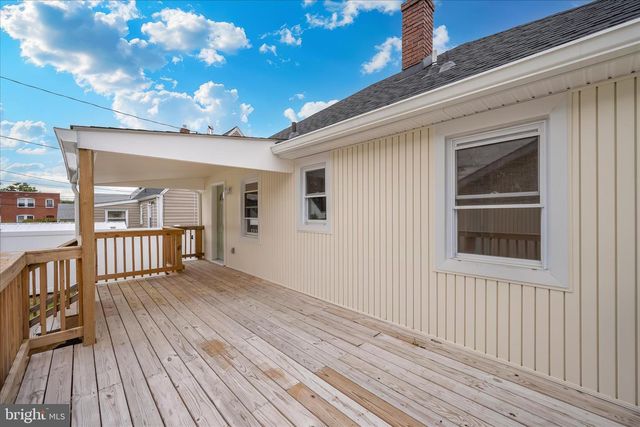 1925 QUEENSWAY, Baltimore, MD 21222