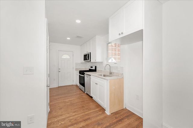 1925 QUEENSWAY, Baltimore, MD 21222