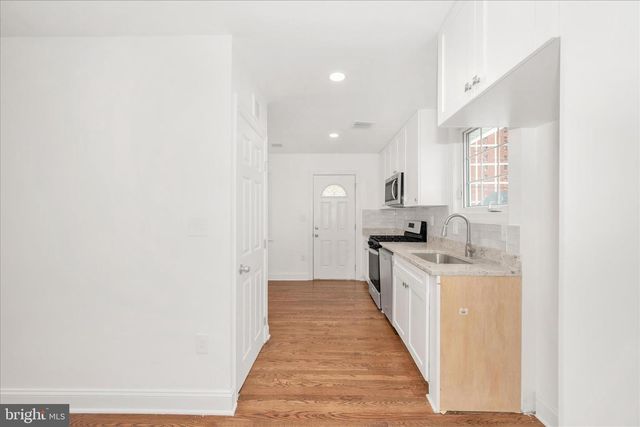 1925 QUEENSWAY, Baltimore, MD 21222