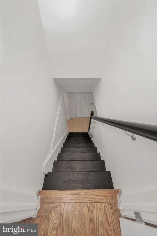 Image 22 of property listing at 1925 QUEENSWAY, Baltimore, MD 21222
