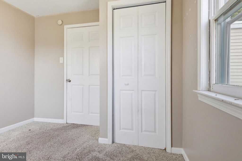 Image 18 of property listing at 718 N FRANKLIN ST, York, PA 17403