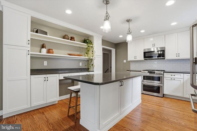 617 PADDOCK RD, Havertown, PA 19083