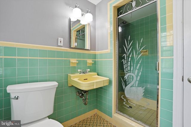 617 PADDOCK RD, Havertown, PA 19083