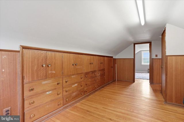 617 PADDOCK RD, Havertown, PA 19083