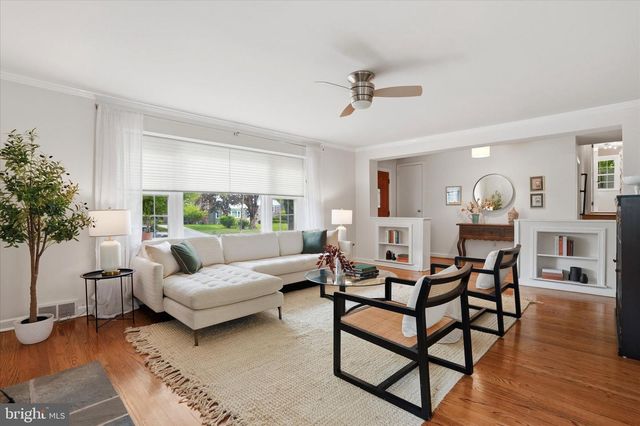 617 PADDOCK RD, Havertown, PA 19083