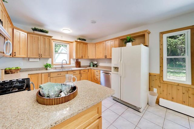 N1547 Wooddale DRIVE, Lake Geneva, WI 53147