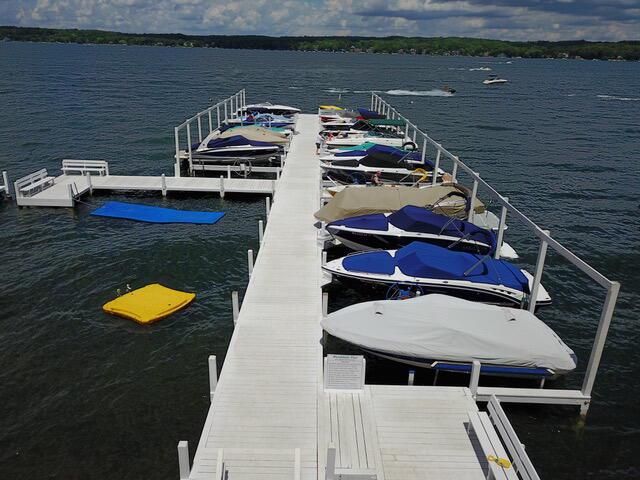 N1547 Wooddale DRIVE, Lake Geneva, WI 53147