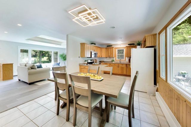 N1547 Wooddale DRIVE, Lake Geneva, WI 53147