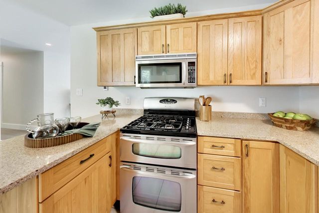 N1547 Wooddale DRIVE, Lake Geneva, WI 53147