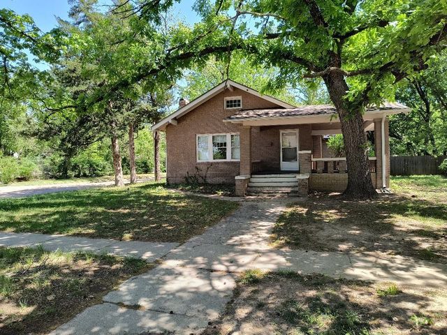 1450 N Fairmount, Wichita, KS 67208