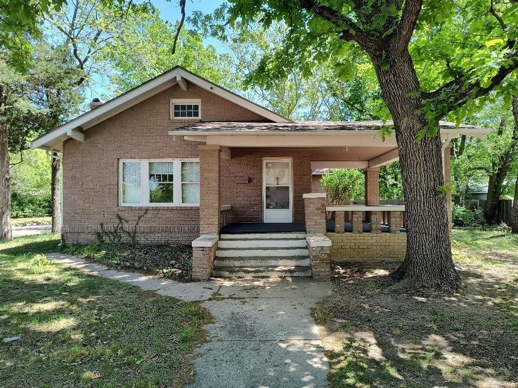 1450 N Fairmount, Wichita, KS 67208