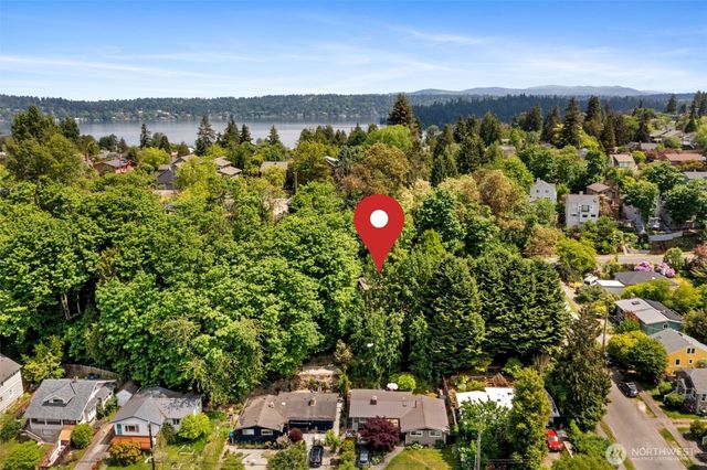 4525 47th Avenue S, Seattle, WA 98118