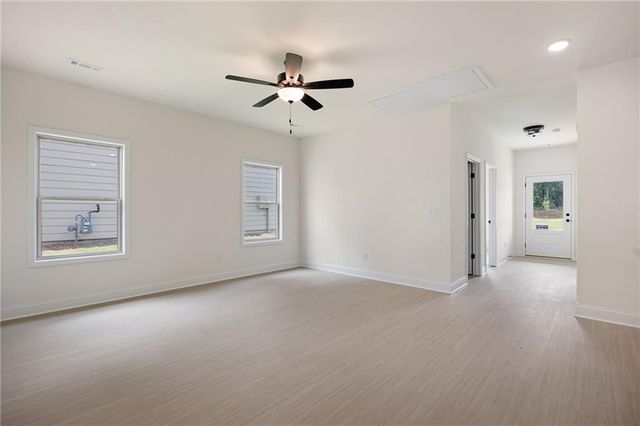 109 Winston Way, Carrollton, GA 30117