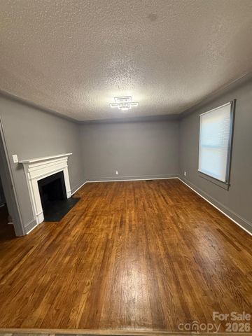 373 Westwood Drive, Statesville, NC 28677