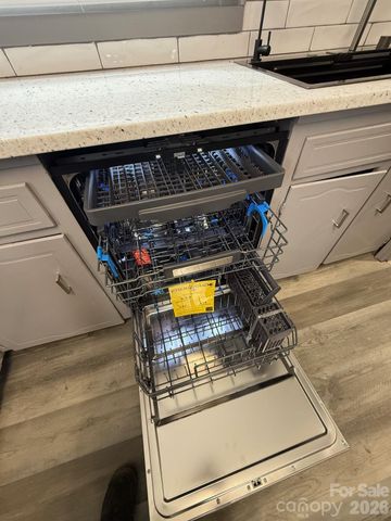 373 Westwood Drive, Statesville, NC 28677