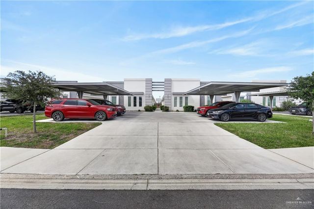 2915 W Driftwood Street, Edinburg, TX 78541