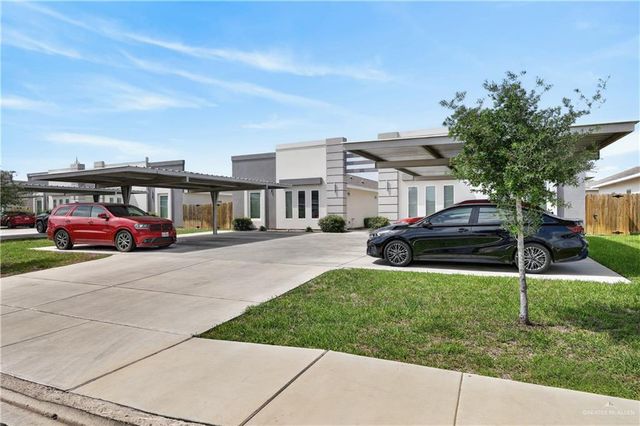 2915 W Driftwood Street, Edinburg, TX 78541