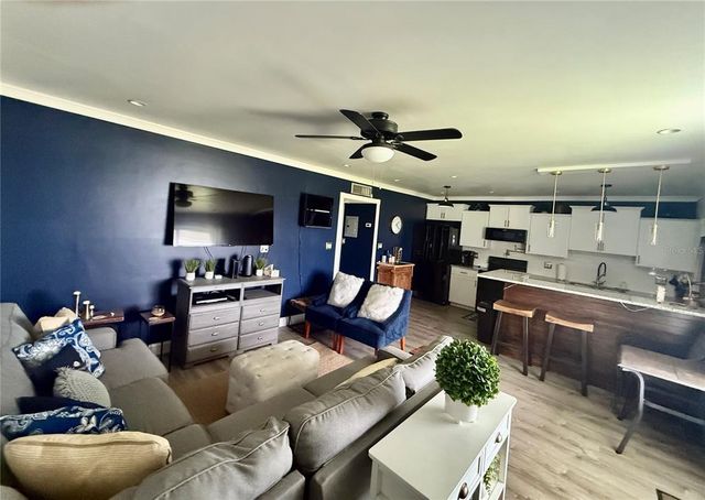 1600 W LAKE PARKER DRIVE A23, Lakeland, FL 33805