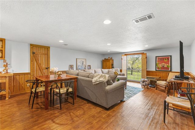 8787 Locke Road, Bryan, TX 77808