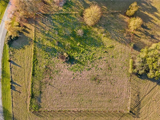 8787 Locke Road, Bryan, TX 77808
