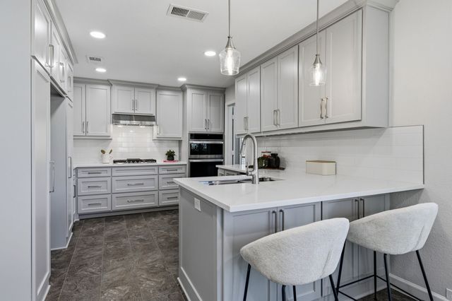 2832 Cambridgeshire Drive, Carrollton, TX 75007