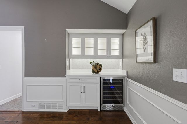 2832 Cambridgeshire Drive, Carrollton, TX 75007