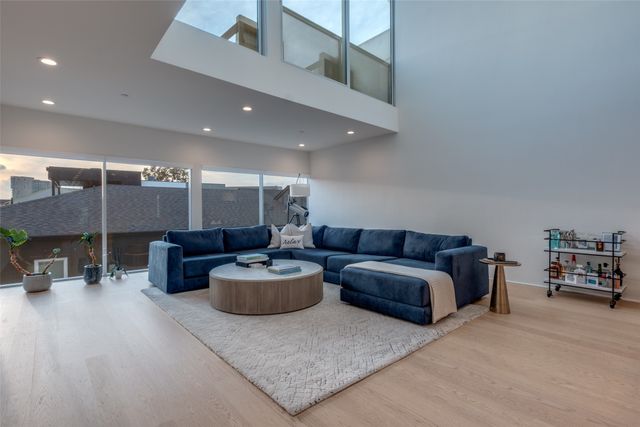 4626 Coles Manor Place 103, Dallas, TX 75204