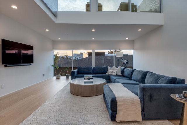 4626 Coles Manor Place 103, Dallas, TX 75204