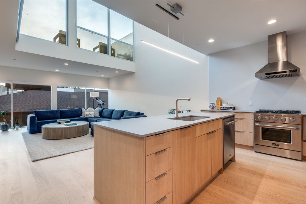 4626 Coles Manor Place 103, Dallas, TX 75204