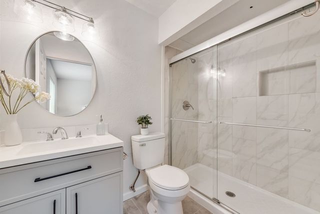 5317 Rutledge Court, The Colony, TX 75056