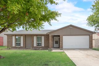 5317 Rutledge Court, The Colony, TX 75056