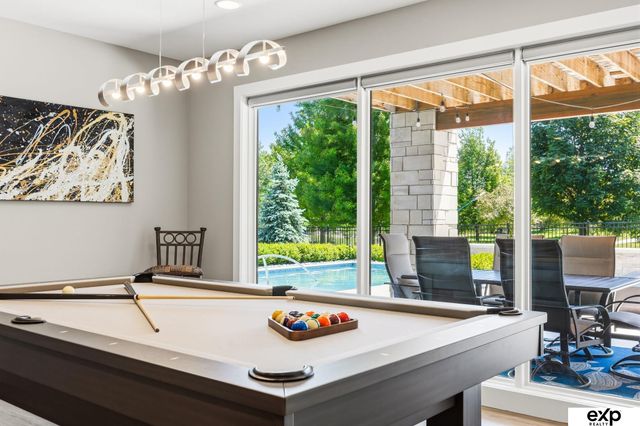 1503 S 219th Avenue, Elkhorn, NE 68022