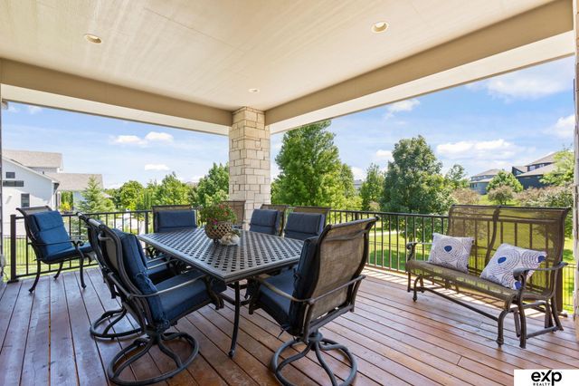 1503 S 219th Avenue, Elkhorn, NE 68022