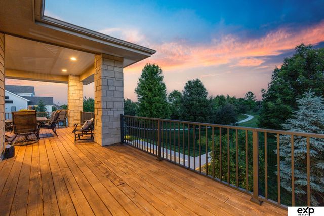 1503 S 219th Avenue, Elkhorn, NE 68022
