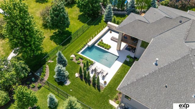 1503 S 219th Avenue, Elkhorn, NE 68022