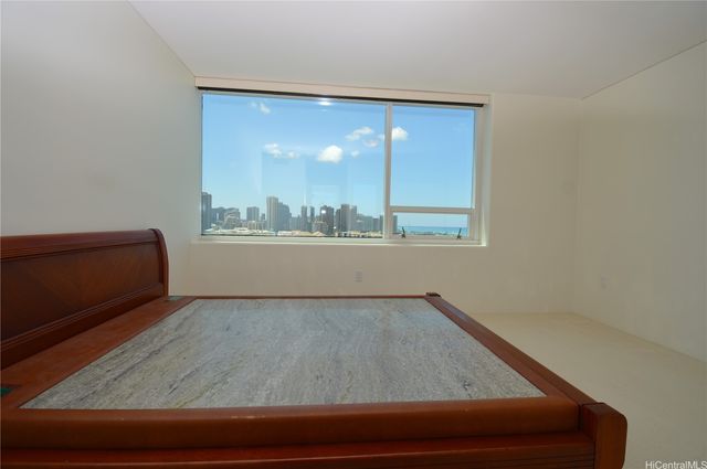 88 Piikoi Street 1605, Honolulu, HI 96814