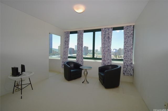 88 Piikoi Street 1605, Honolulu, HI 96814
