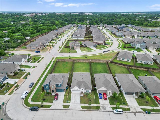 2105 Blackcap Street, Denton, TX 76205