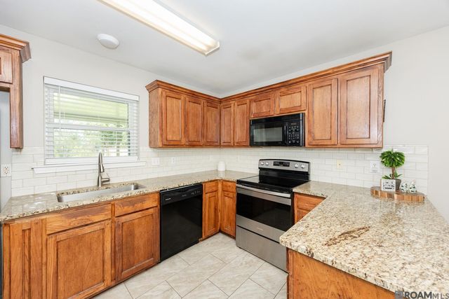 9985 Asheville Dr, Denham Springs, LA 70706