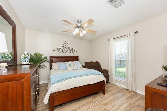 9985 Asheville Dr, Denham Springs, LA 70706