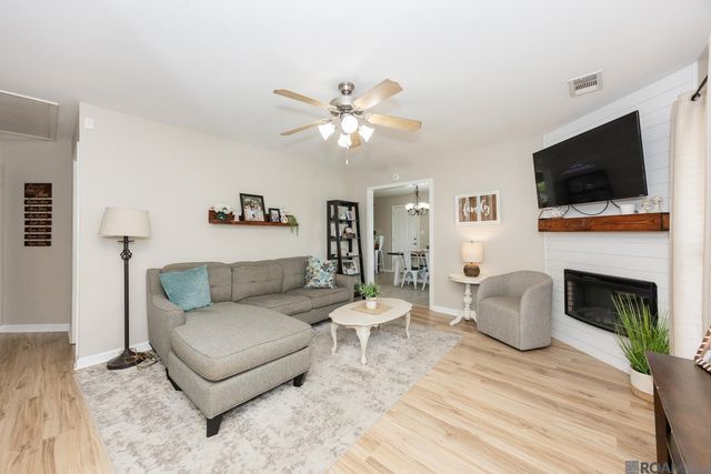 9985 Asheville Dr, Denham Springs, LA 70706