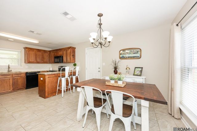 9985 Asheville Dr, Denham Springs, LA 70706