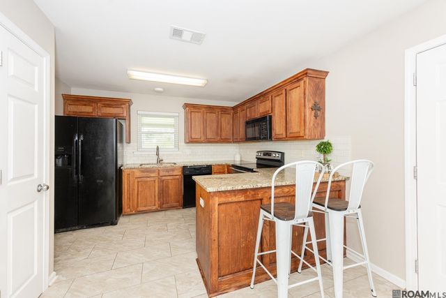 9985 Asheville Dr, Denham Springs, LA 70706
